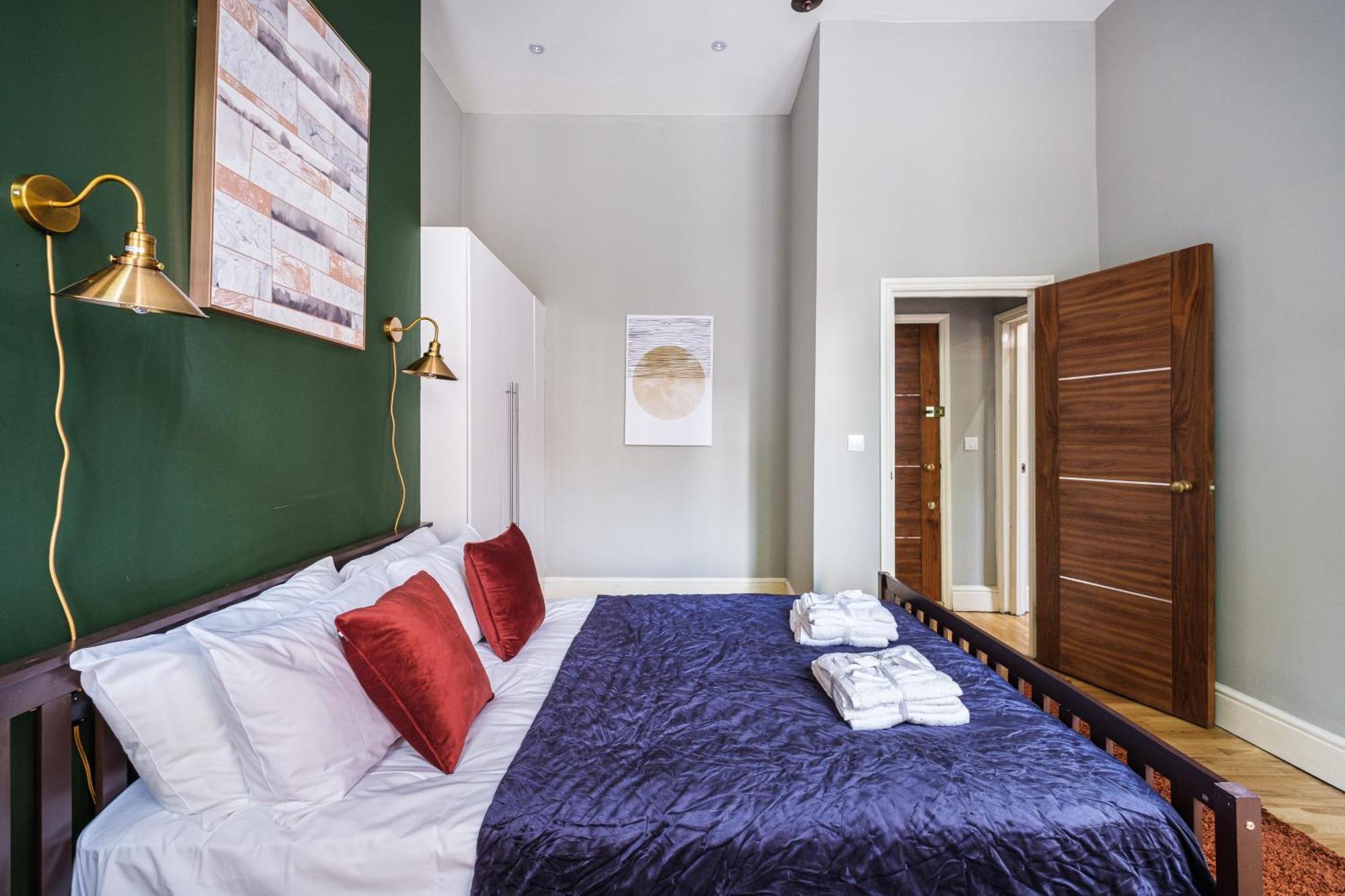 Sunny Corner Apartment In Center Of Londra Exterior foto