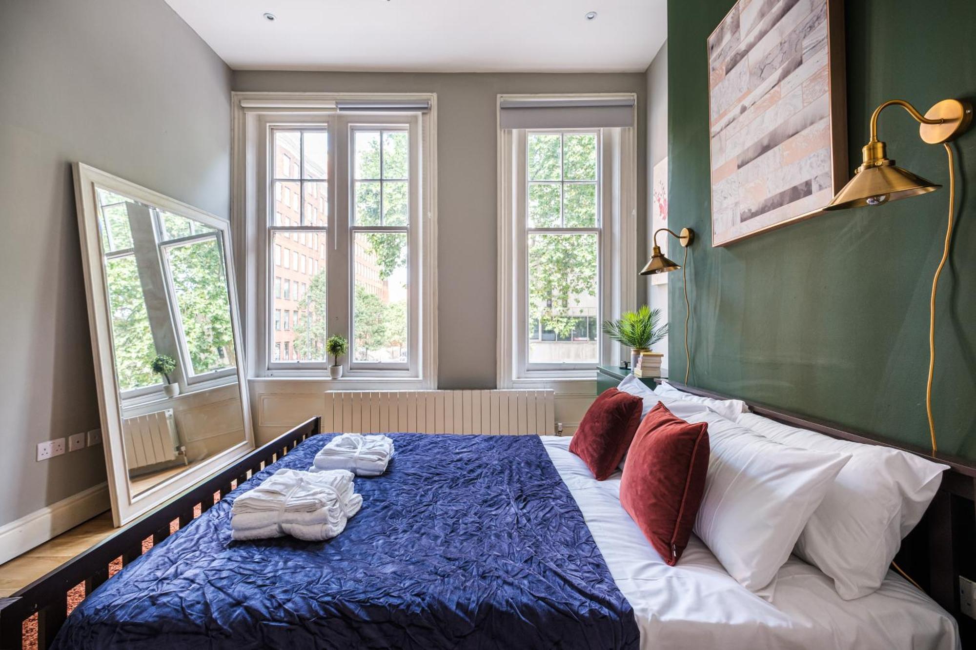 Sunny Corner Apartment In Center Of Londra Exterior foto
